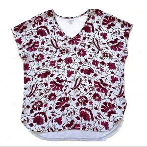 Loft V-neck Paisley Tee